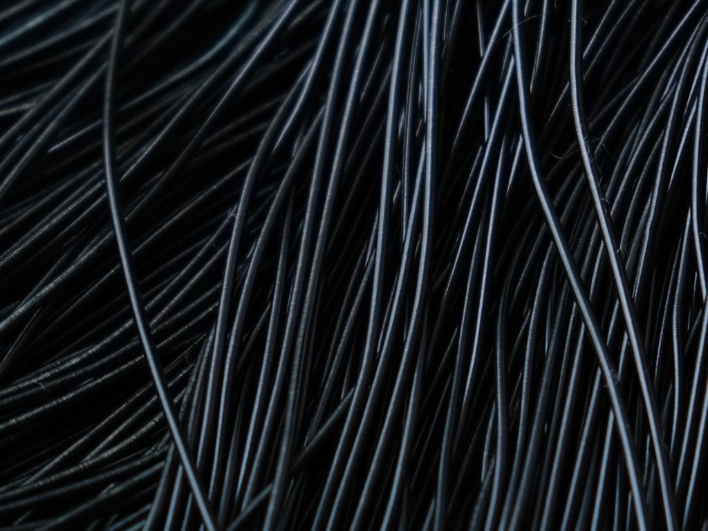 juoda minkšta kanitelė, black french wire