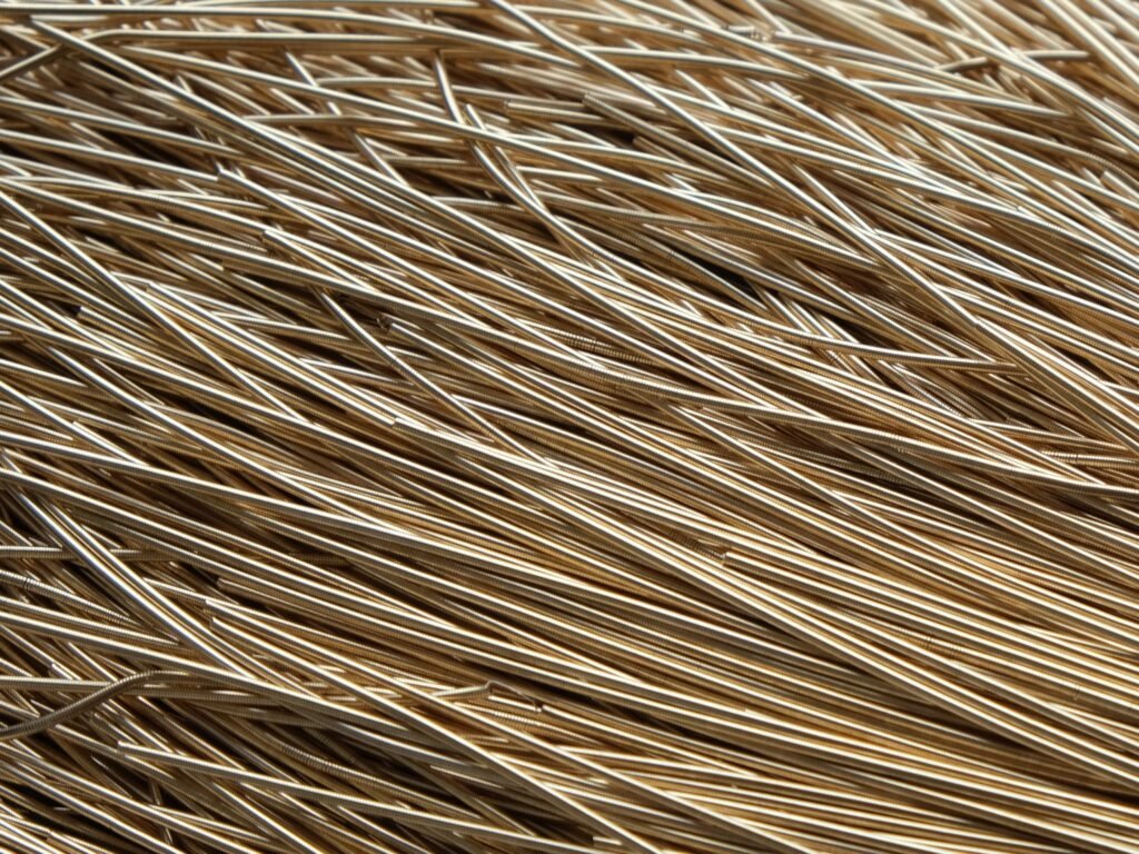 Minkšta lygi kanitelė 1mm 10g (auksas) 007