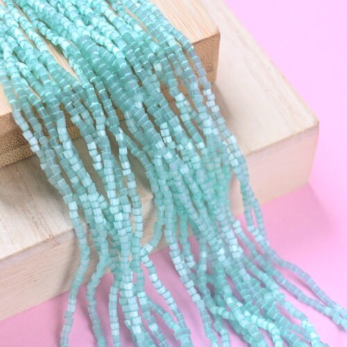 2 Cut Beads Satin Light Turquoise 05164 (turkio)