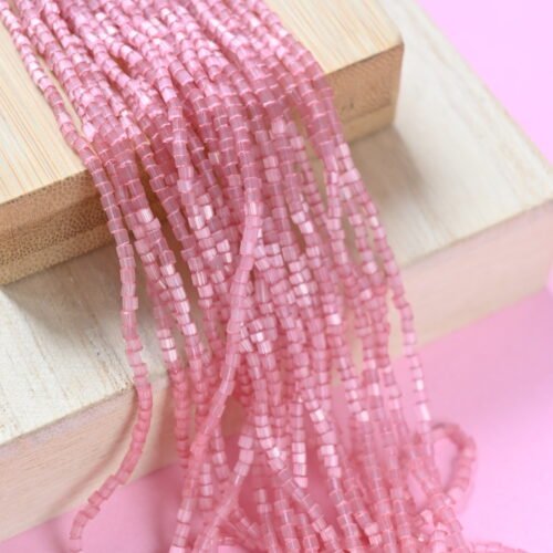2 Cut Beads Satin Light Old Pink 05193 (rožinė)