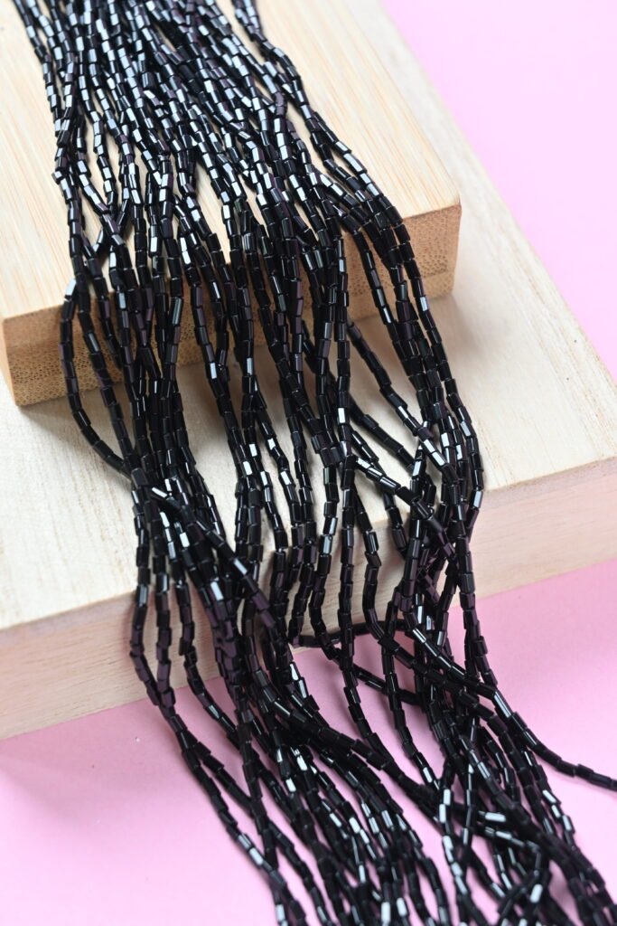 Biseris Bugle Beads 1'' Facetted Black 23980