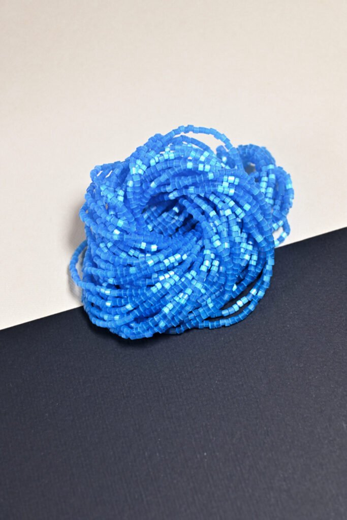 Biseris Satin Turquoise 65021 (mėlyna)