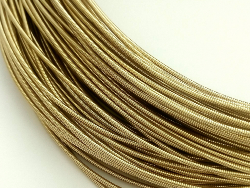 Kieta kanitelė 1,2mm 10g (auksas) 022