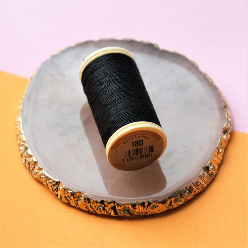 Siuvinėjimo siūlai Au Chinois FIL GLACÉ (juoda) P180