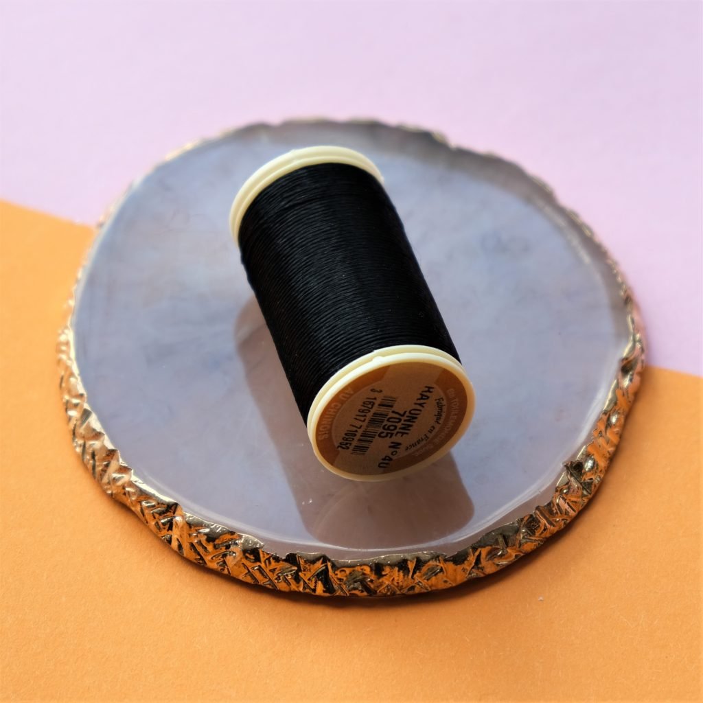 Siuvinėjimo siūlai Au Chinois Rayonne (juoda) R7095