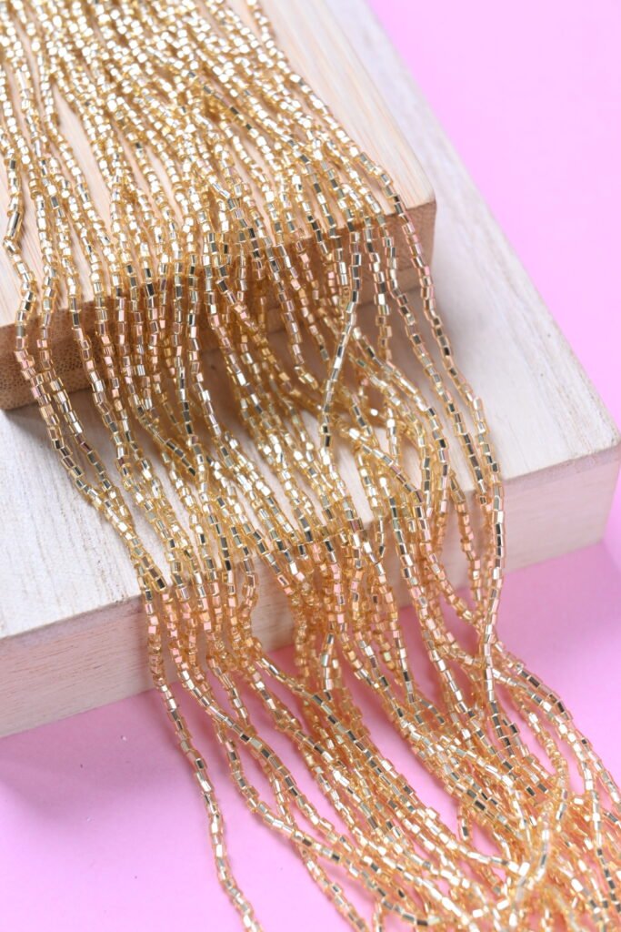 Bugle Beads 1/2'' Facetted Gold 17020