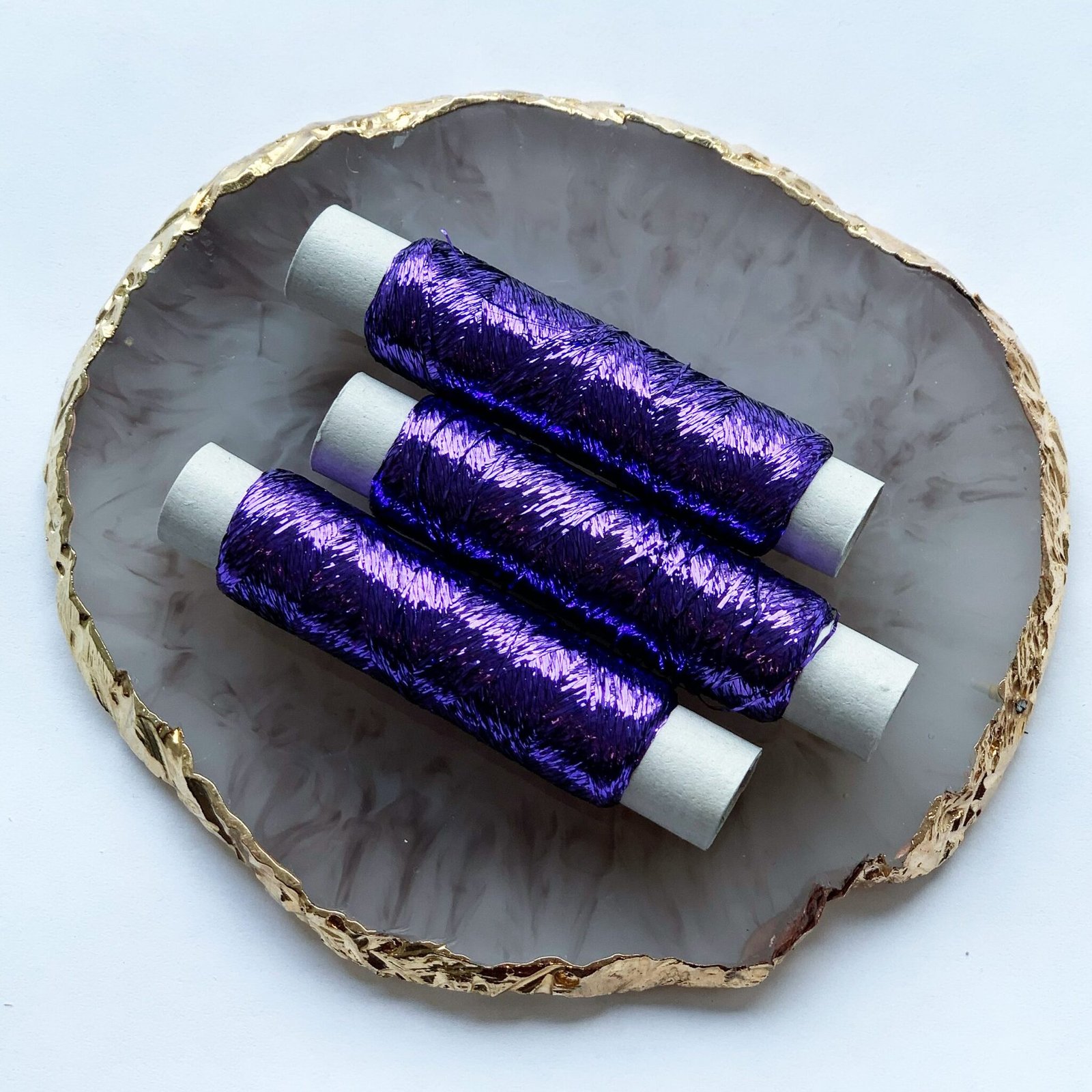 Au Ver a Soie metalizuoti siūlai 100m (violetinė) 112