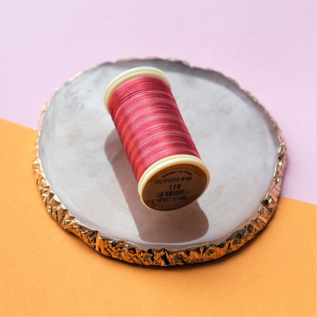 Fils a coudre embroidery threads C118