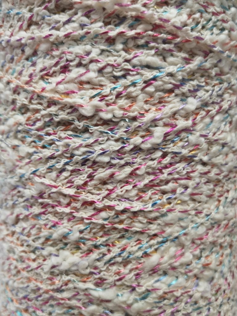 Dekoratyviniai siūlai Rainbow thread