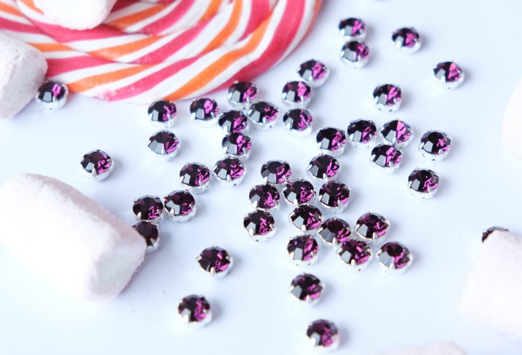 Preciosa Chaton MAXIMA SS39 (8.3mm) Amethyst - padengta sidabru (4 vnt) - violetinė