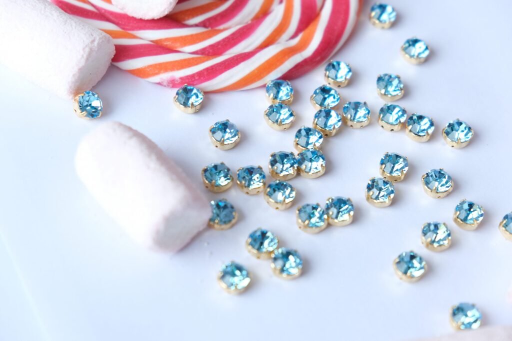Preciosa Chaton MAXIMA SS39 (8.3mm) Aquamarine - padengta auksu (4 vnt) - žydra