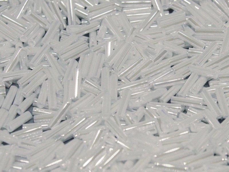 Biseris Miyuki vamzdeliai White Pearl Ceylon (balta) 0420