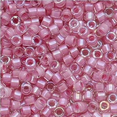 Biseris Delica 11/0 Lined Pale Lilac AB (violetinė) DB0072