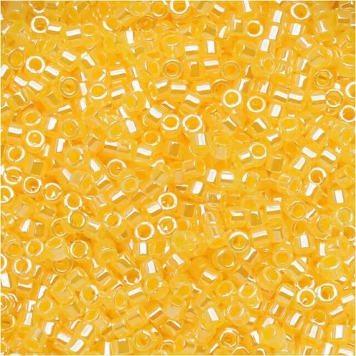 Biseris Delica 11/0 Lined Crystal Yellow Luster (geltona) DB0233