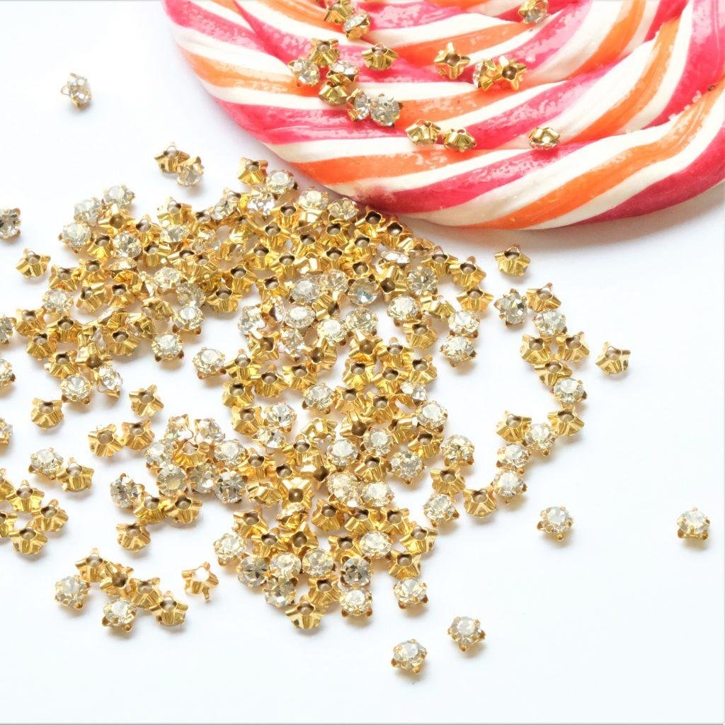 Preciosa MXM CHATON IN FLOWER S. SS16 (3.9mm) Crystal - padengta auksu (30 vnt.)
