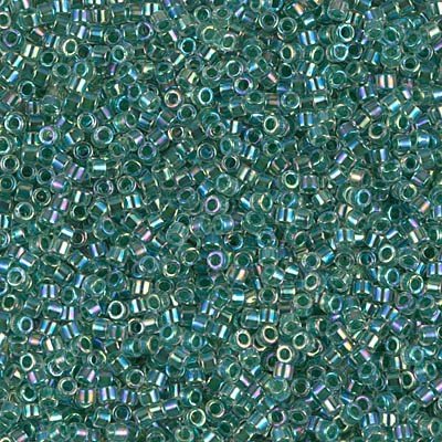 Biseris Delica 11/0 Lined Lime AB (žalia) DB0060