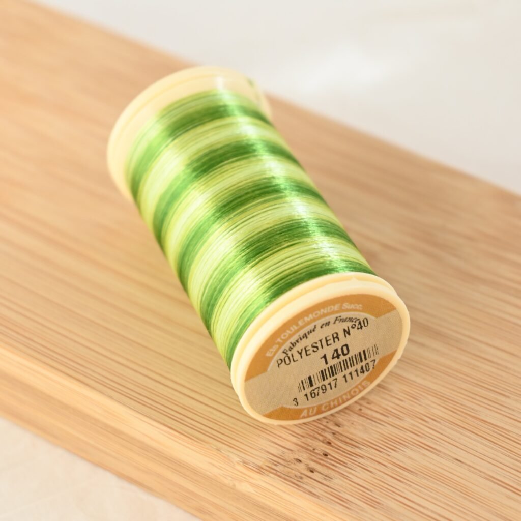Fils a coudre Embroidery Threads C140