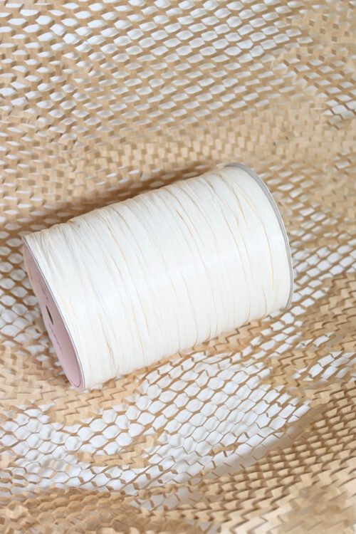 rafija siuvinėjimui ivory