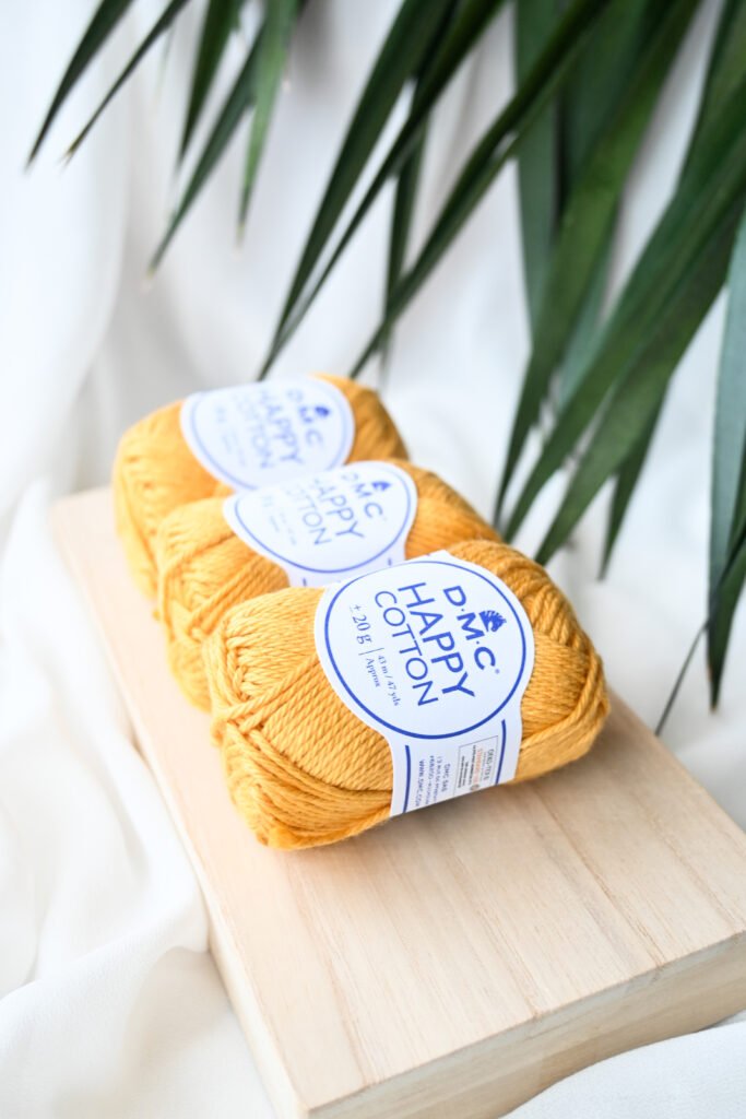 DMC "Happy Cotton" siūlai nėrimui (geltona) 794