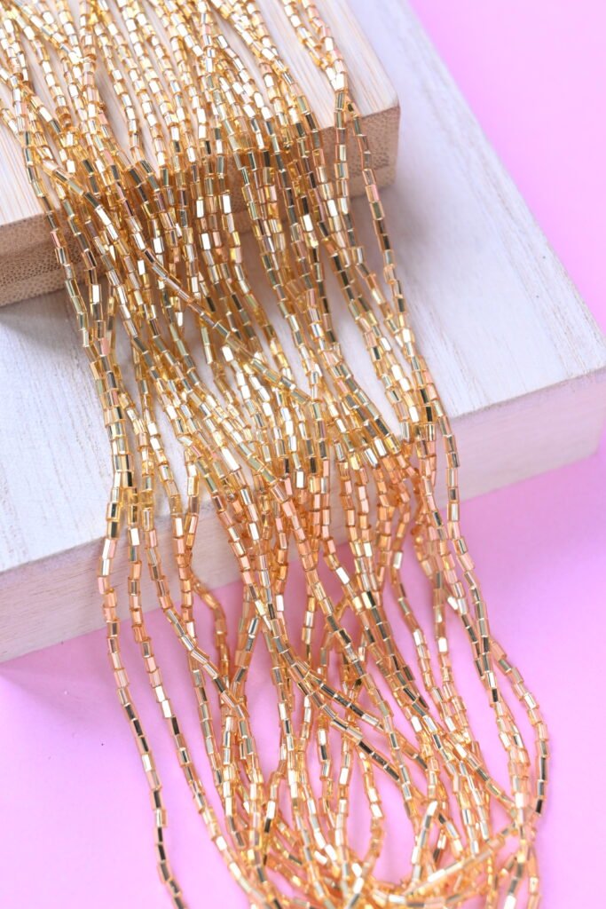 Bugle Beads 1'' Facetted Gold 17020 (auksas)