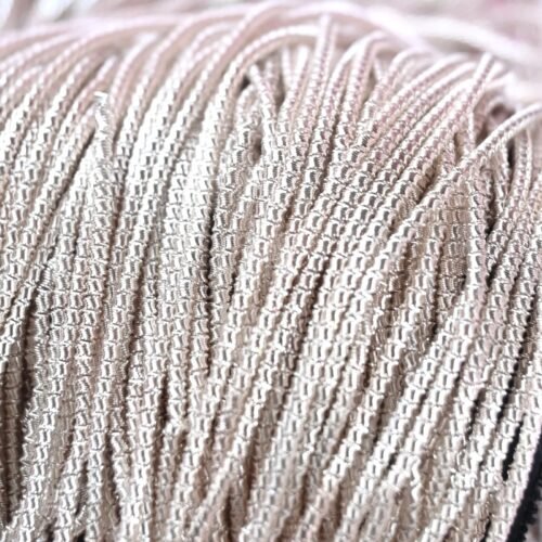 Check purl 2 mm in gold, close-up